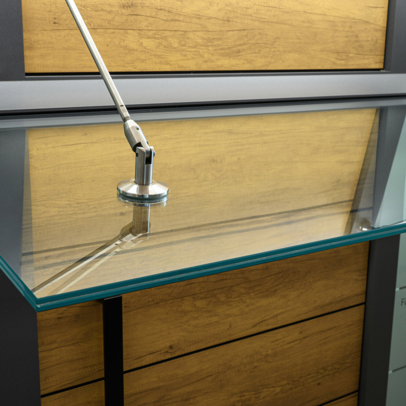 Nadstrešek nad vhodom