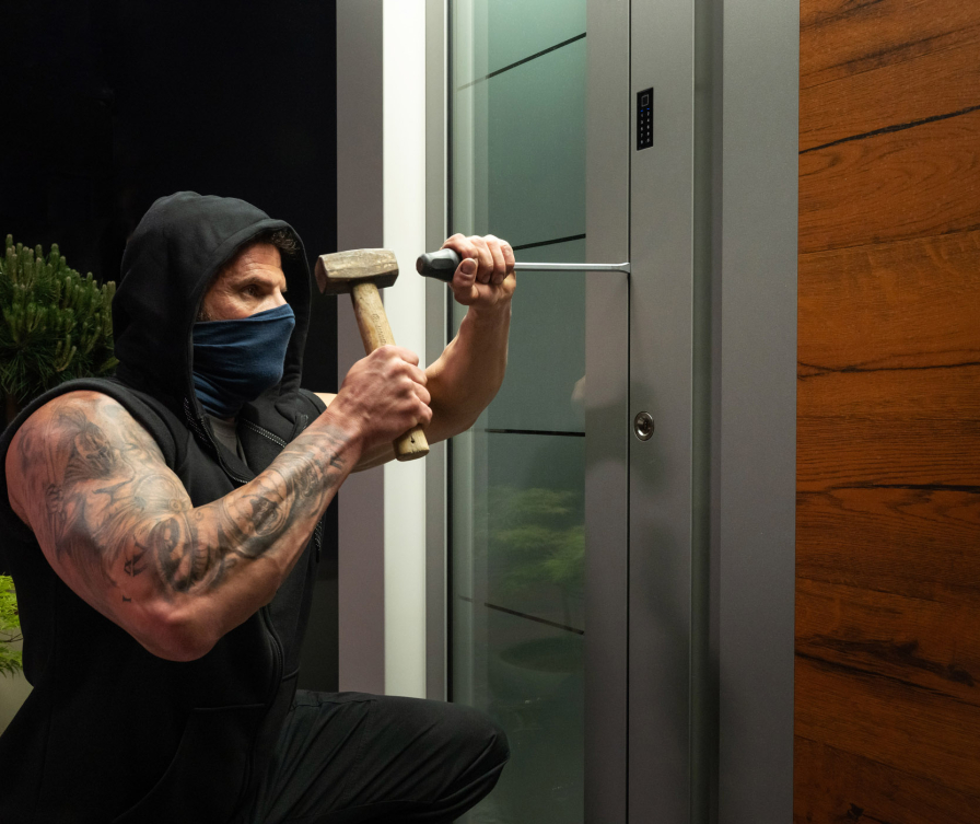 vlomilec neuspešno vlamlja